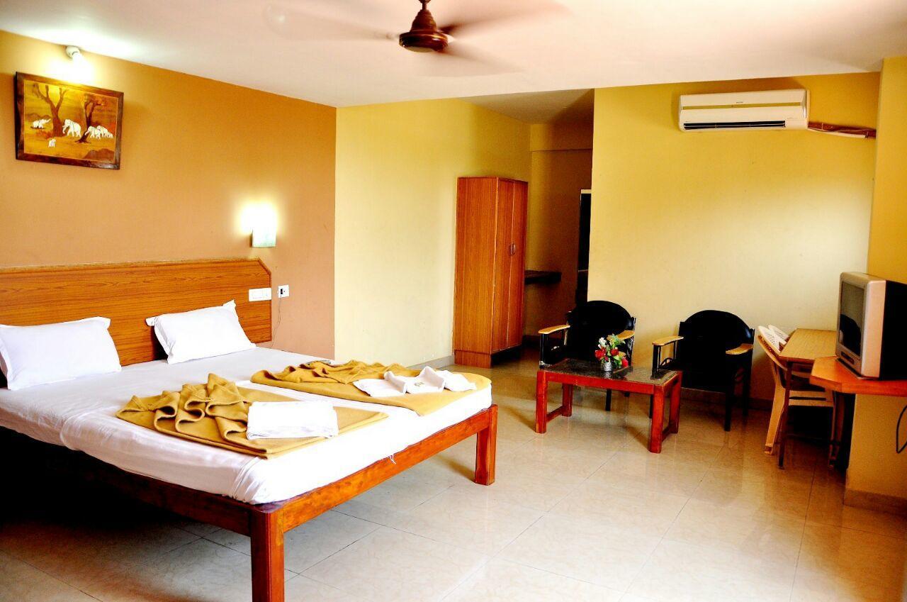 Sreeya Comforts Hotel Mysore Luaran gambar