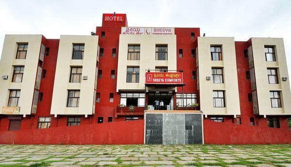 Sreeya Comforts Hotel Mysore Luaran gambar