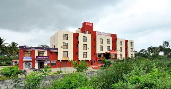 Sreeya Comforts Hotel Mysore Luaran gambar