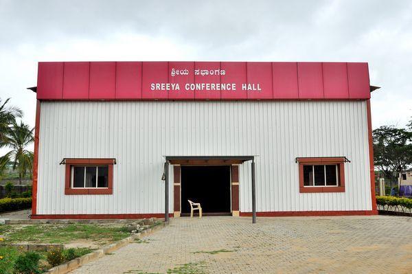Sreeya Comforts Hotel Mysore Luaran gambar